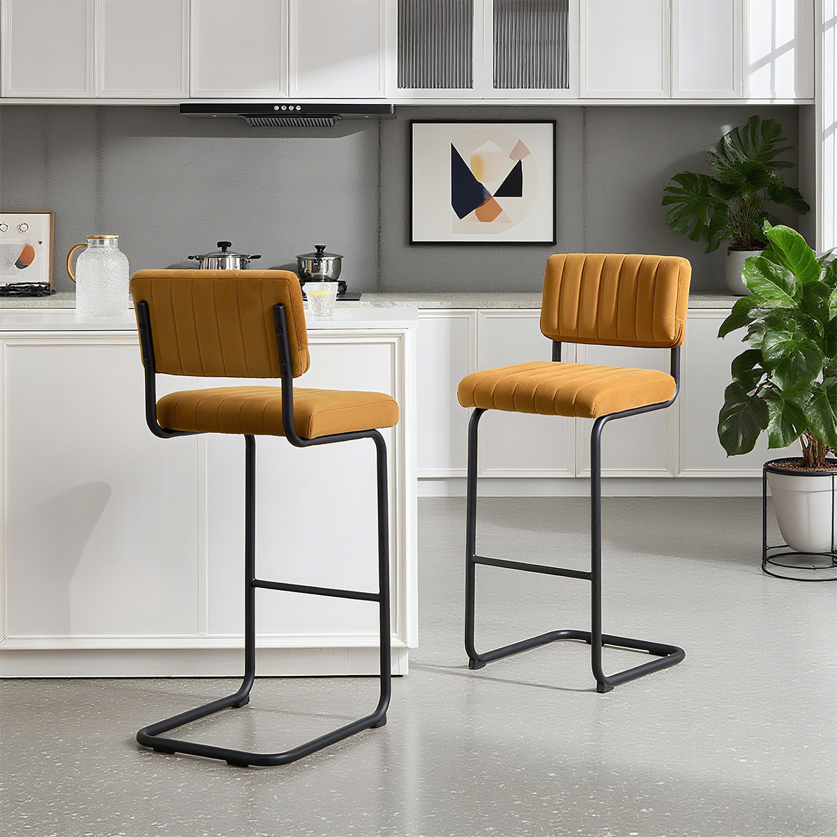 Phân Velvet Cantilever hiện đại giữa thế kỷ-Ghế bọc bọc nệm với khung kim loại màu đen và màu đen mờ